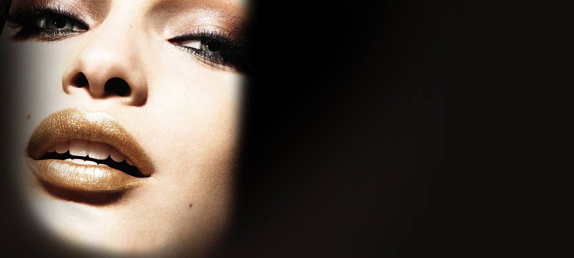 Color Riche Gold Obsession Product Category Page